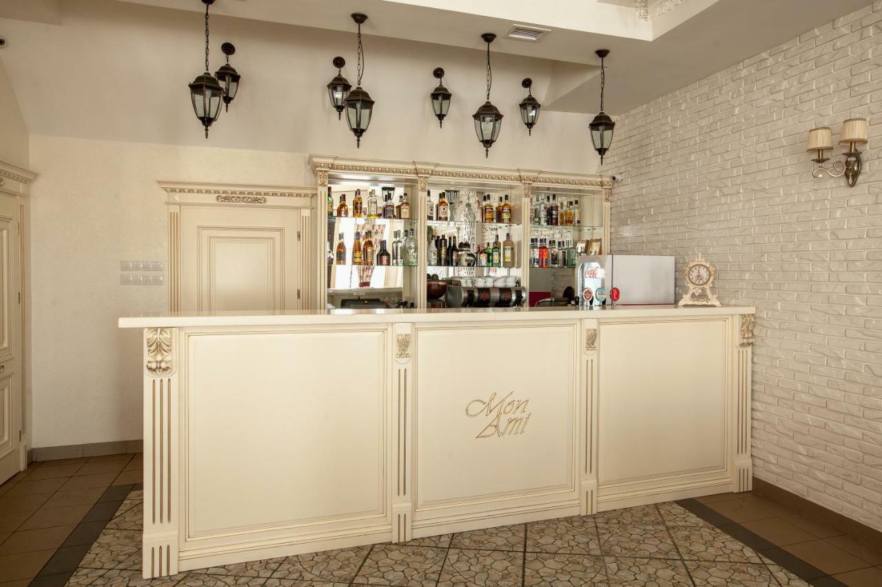 Mon Ami Hotel 이바노프란키우스크 외부 사진