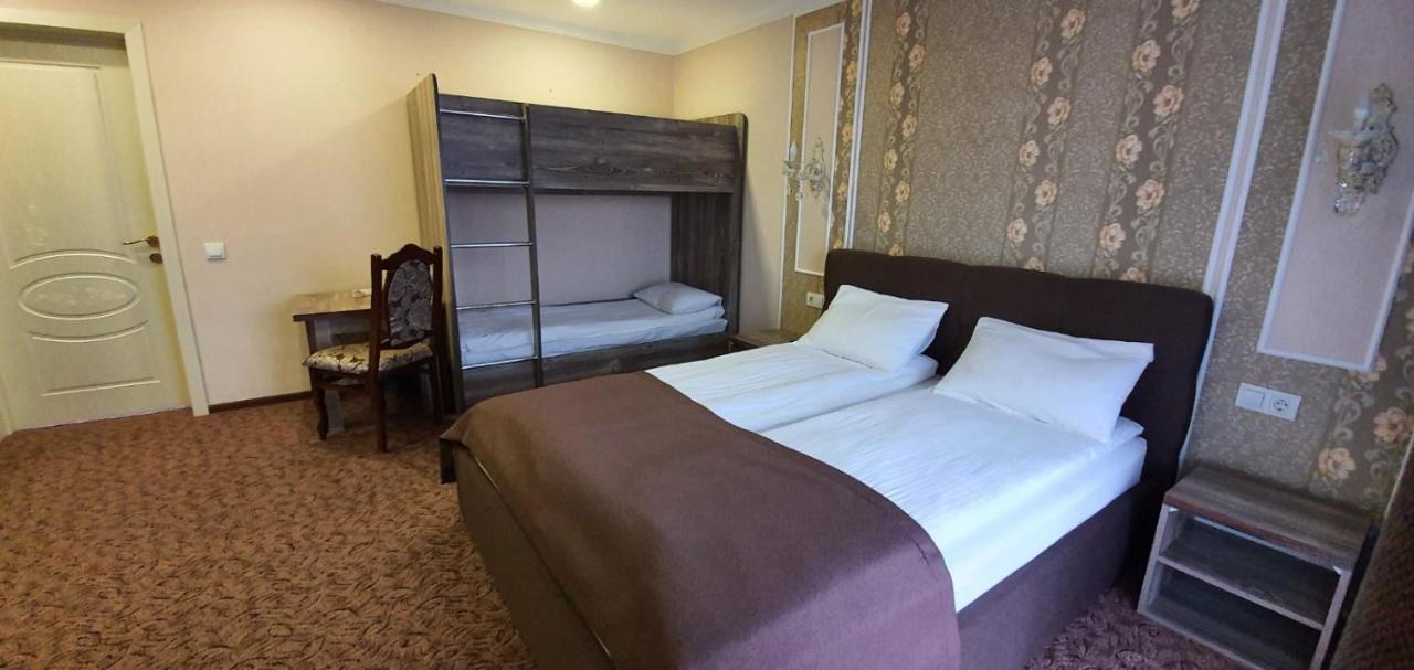 Mon Ami Hotel 이바노프란키우스크 외부 사진